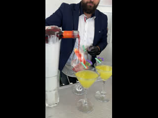 COCKTAIL BAR