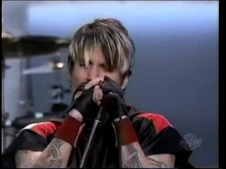 Red Hot Chili Peppers - Give It Away [Experience Music Project, Seattle 2000-06-23]