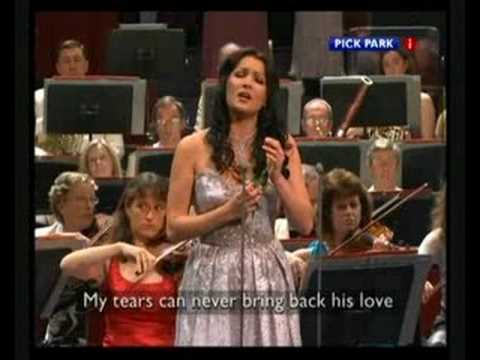 Anna Netrebko ah, non credea (sonnambula) Bbc PROMS