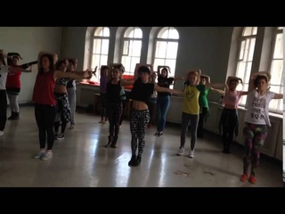 Hands perfomance от Gorgeous Bonchinche`
