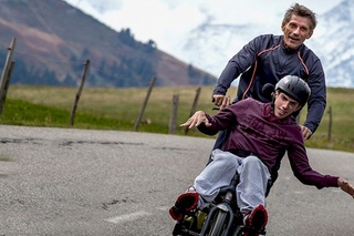 DE TOUTES NOS FORCES Bande Annonce (2014)