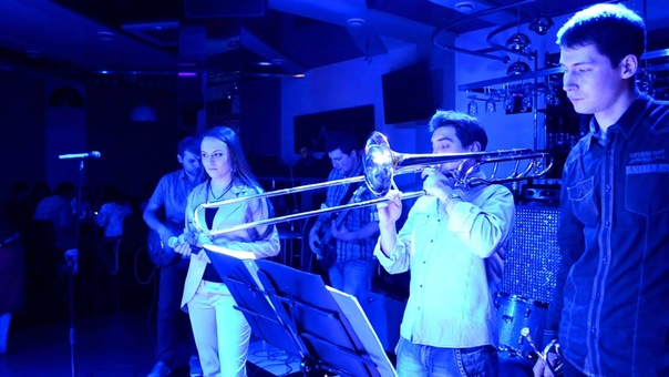 Roxy Band (Развлекательный комплекс CRISTALL, part