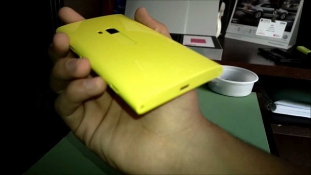 Lumia 920 Poly Carbonate Body Scratch Test ( Vs.