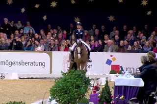 NÜRNBERGER BURG-POKAL Stilpreis 2016 für Reitmeisterin Ingrid Klimke