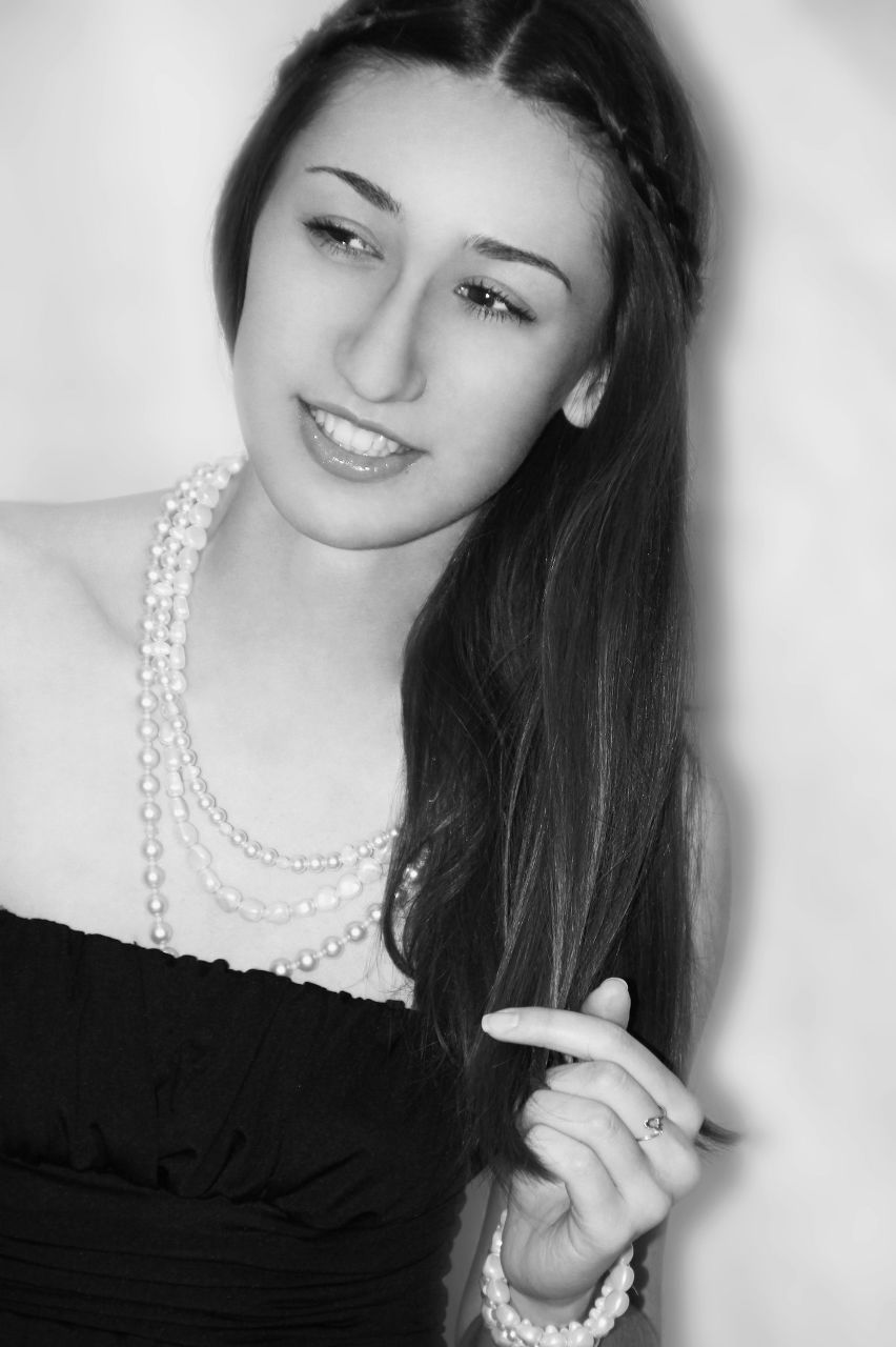 Анжелика Бюрни | 