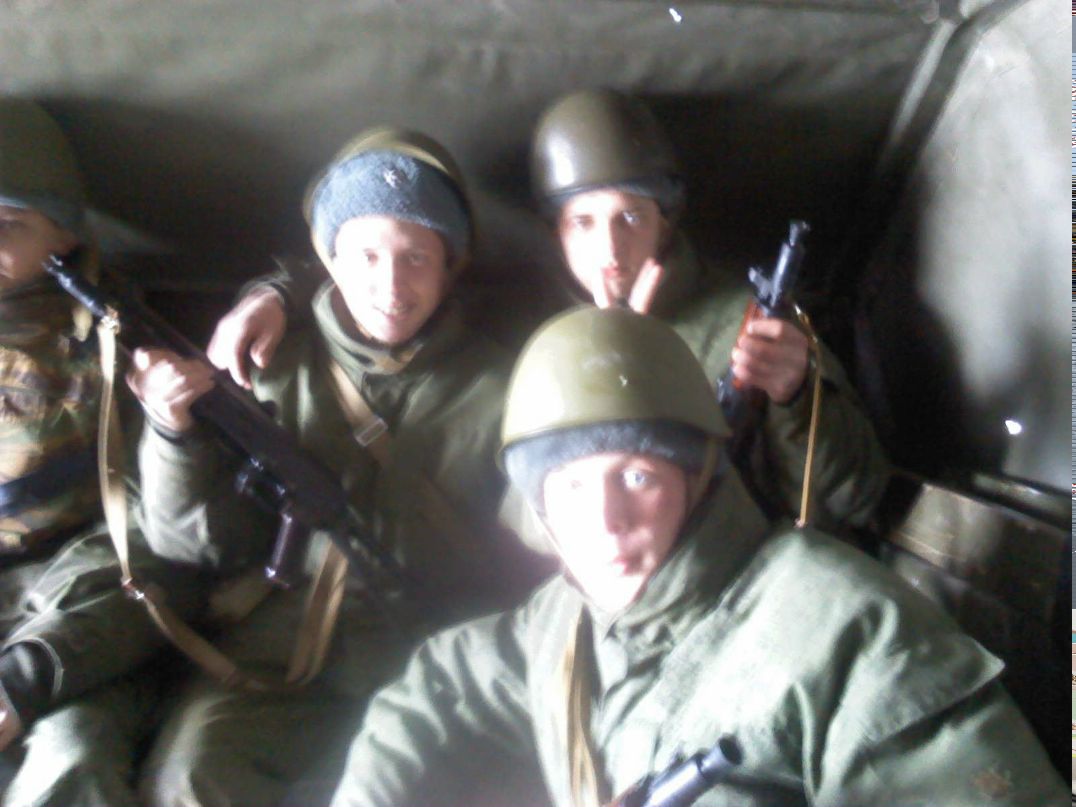 Иван Петров | Nahuin