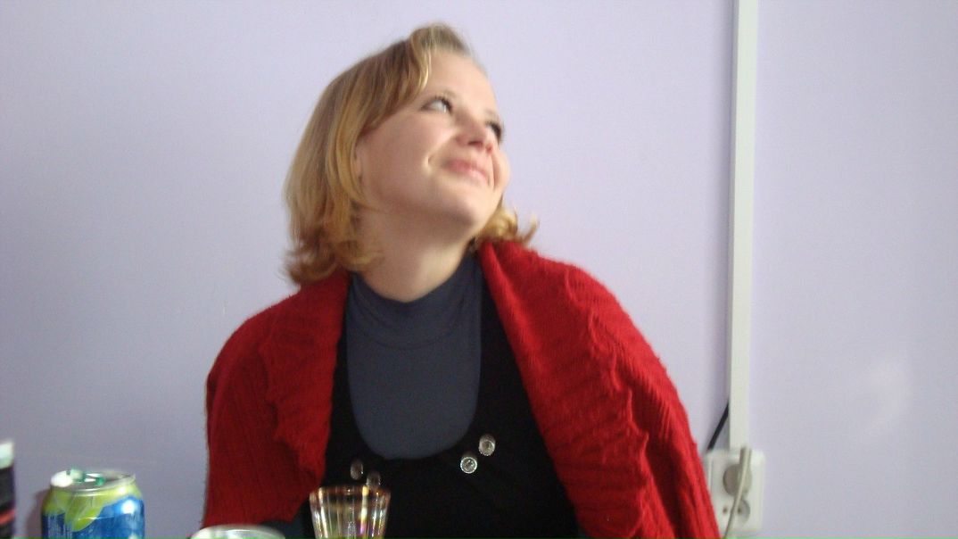 №10, Юля Сучкова, 41 год №10, Юля Сучкова, 41 год