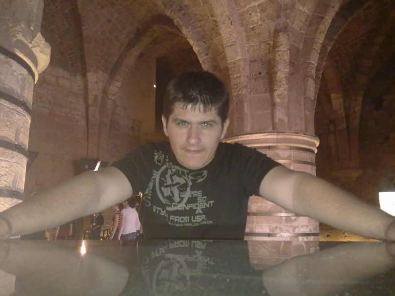 Максим Швец | Holon