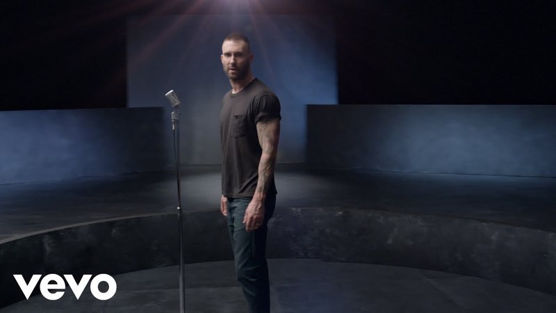 Maroon 5 Girls Like You ft. Cardi