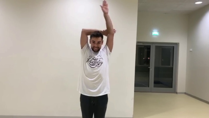 Loony boy electro dance combo