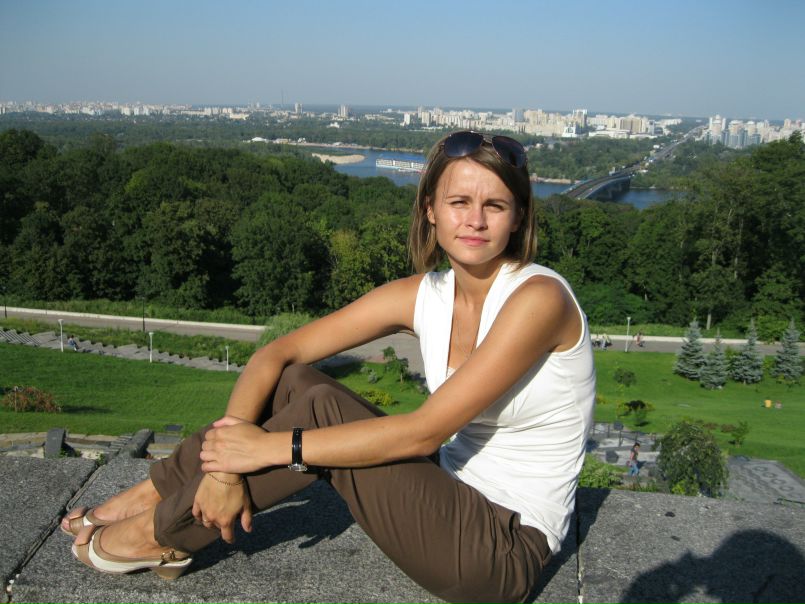 №115, Неля Товстопят, 39 лет №115, Неля Товстопят, 39 лет