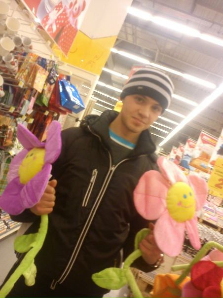 №87, Саня Левінський, Варяж №87, Саня Левінський, Варяж