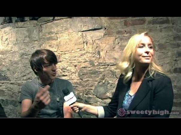 Drake Bell Surprises A Sweety High Contest Winner