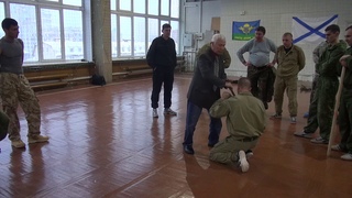Защита от удара ножом сверху