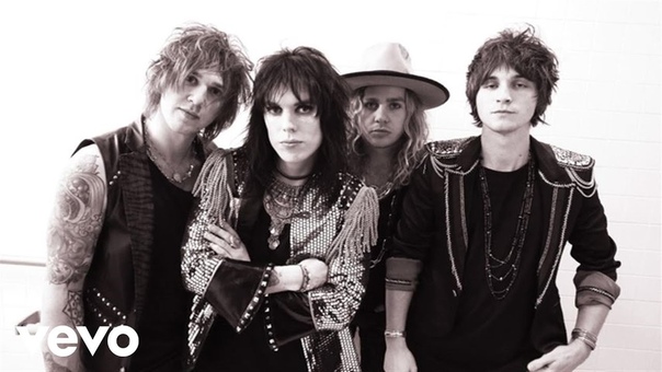 The Struts Kiss This ( American Tour